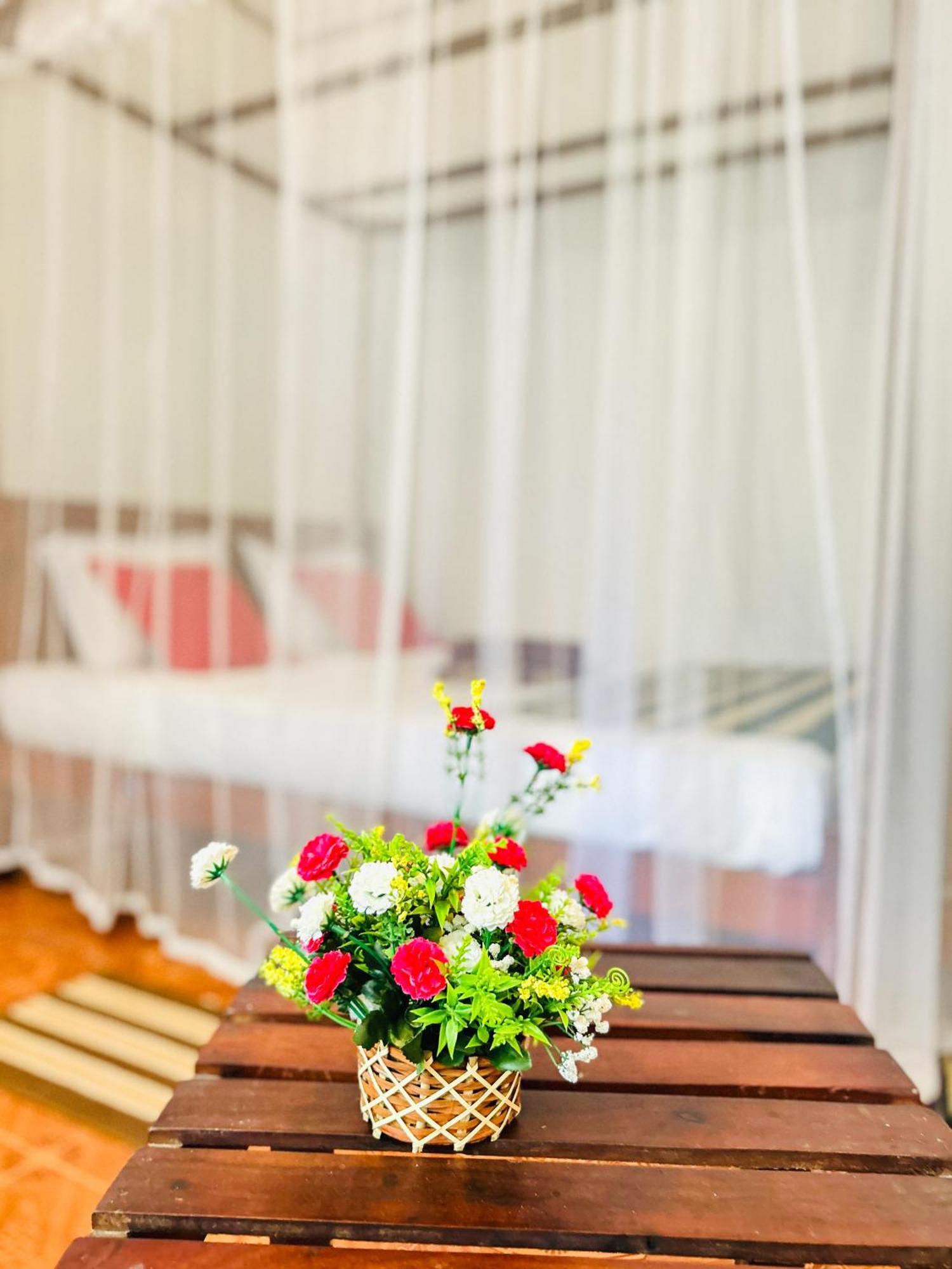 Kawshan Home Stay Dikwella Exteriör bild