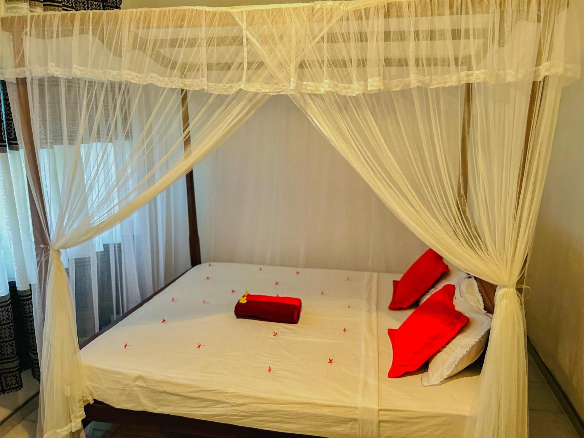 Kawshan Home Stay Dikwella Exteriör bild
